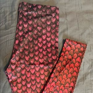 Blackmilk Pink Dragon Leggings (L)